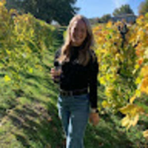 Meet your Posher, Julia